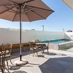 One On Albert -Vibrant Woodstock Apartment With Private Patio Area