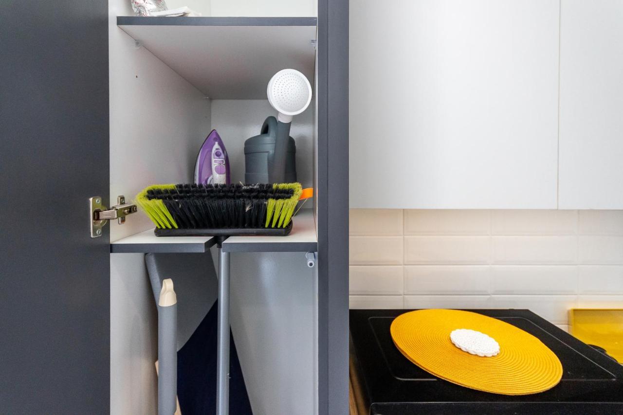 One On -vibrant Woodstock With Private Patio Area Apartment *